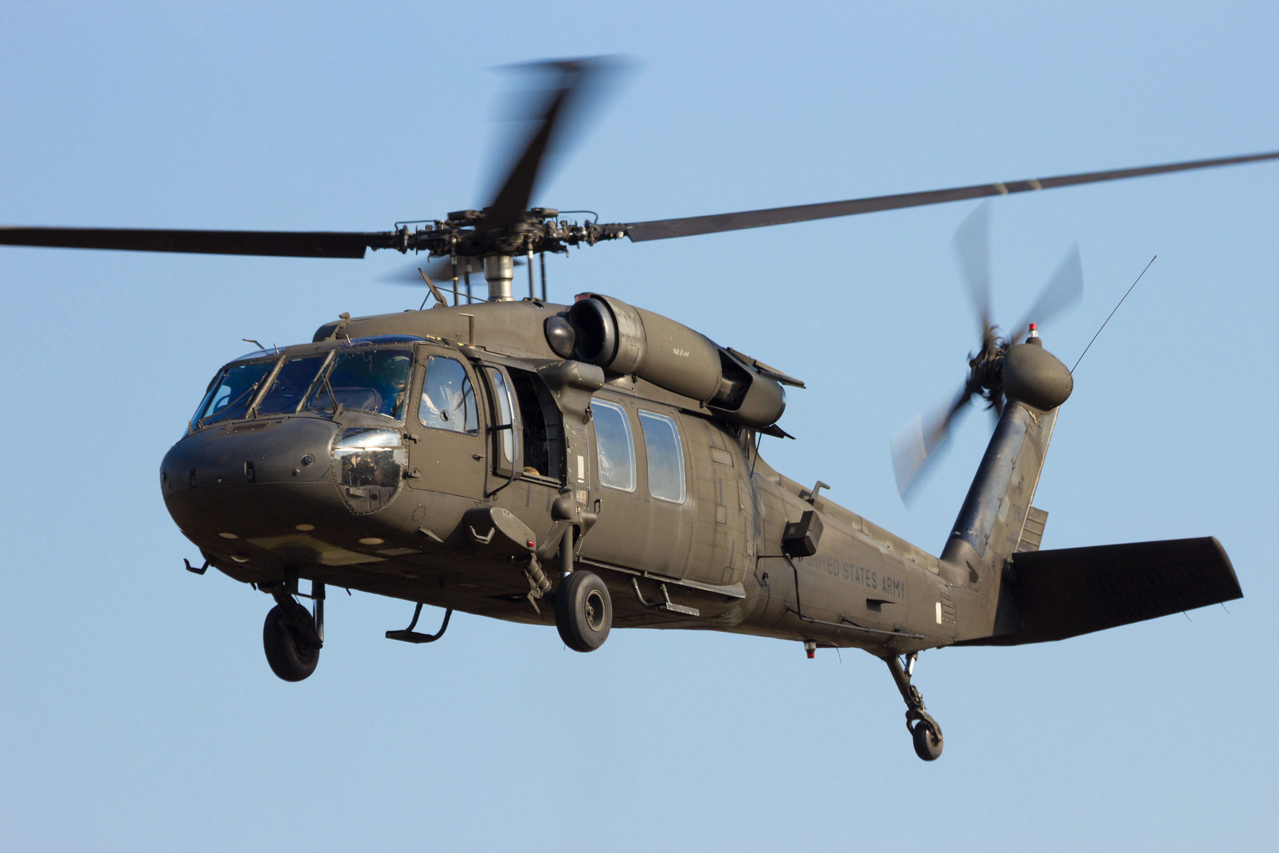 Why the Sikorsky UH 60 Black Hawk Is Used for Firefighting